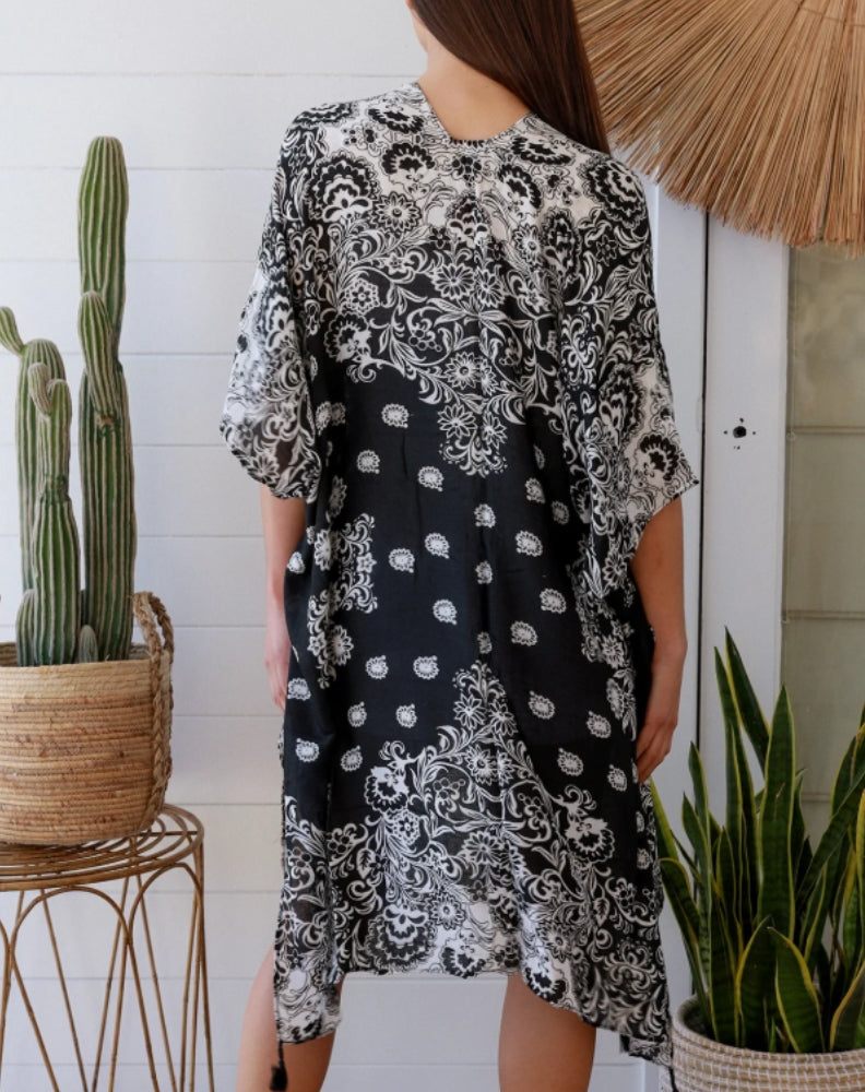Kimono Jacket in Black and White