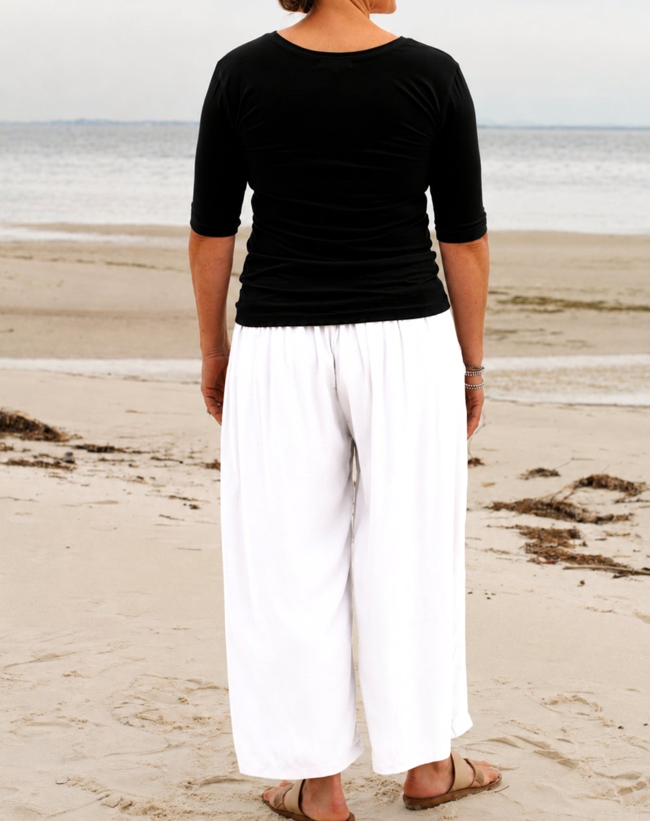 back view of everyday pant by miss seafari showing wide leg