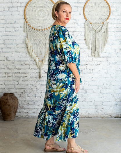 miss seafari naudic midi dress on size 16 model showing tropical print
