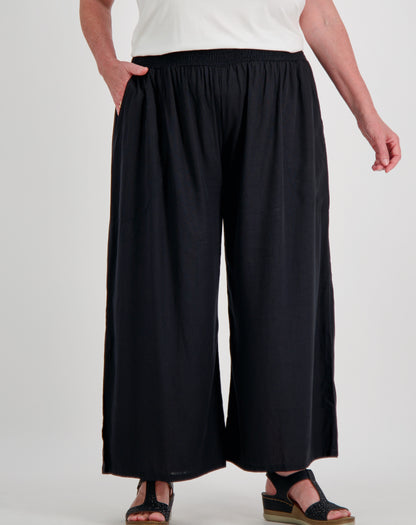 Resort Pant Side Splits in Black