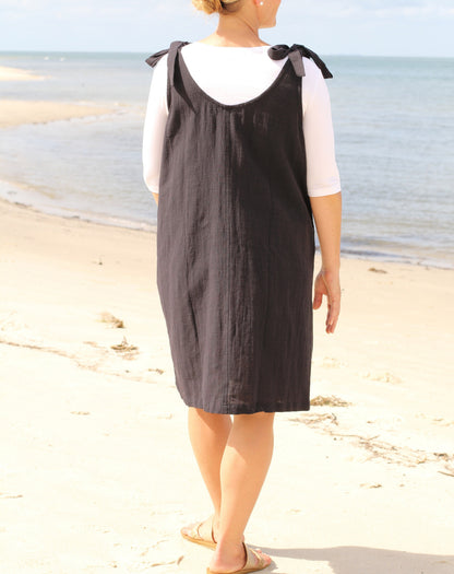 Smock Tiestrap Dress In Black